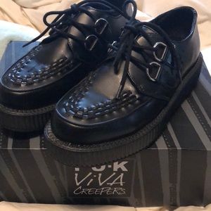 T.U.K creepers